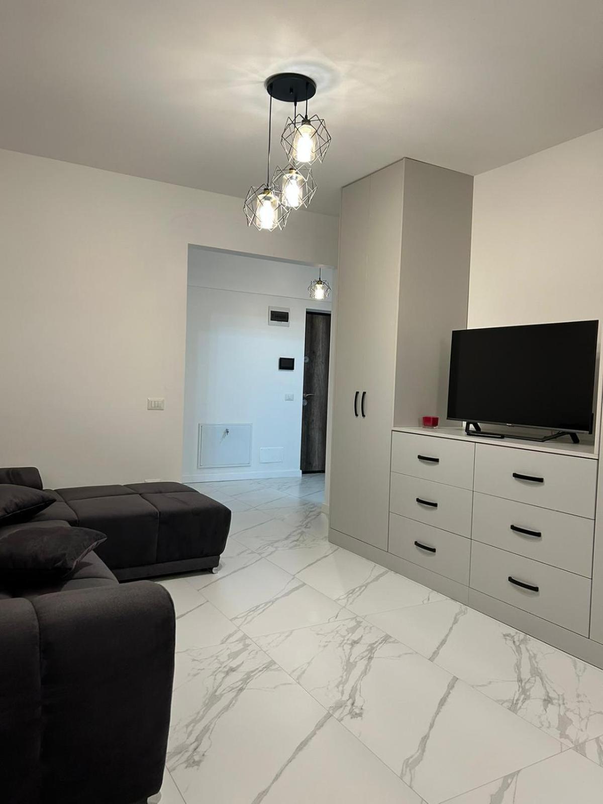 Exclusive Ultracentral Apartments And Studios #Enescu#Universitatii#Suceava Esterno foto