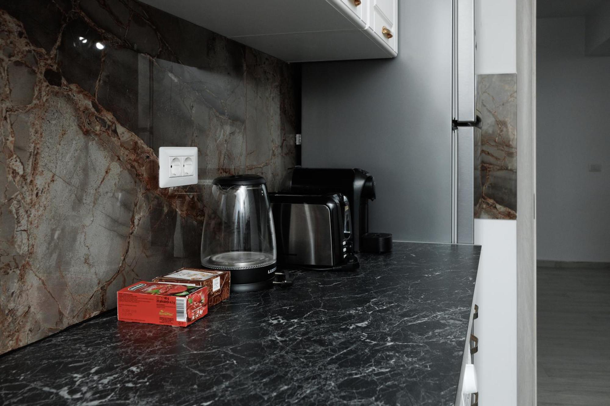 Exclusive Ultracentral Apartments And Studios #Enescu#Universitatii#Suceava Esterno foto